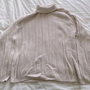 Wainscott • Cream knit turtleneck sweater